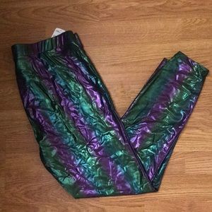 Mermaid colored, shimmer leggings